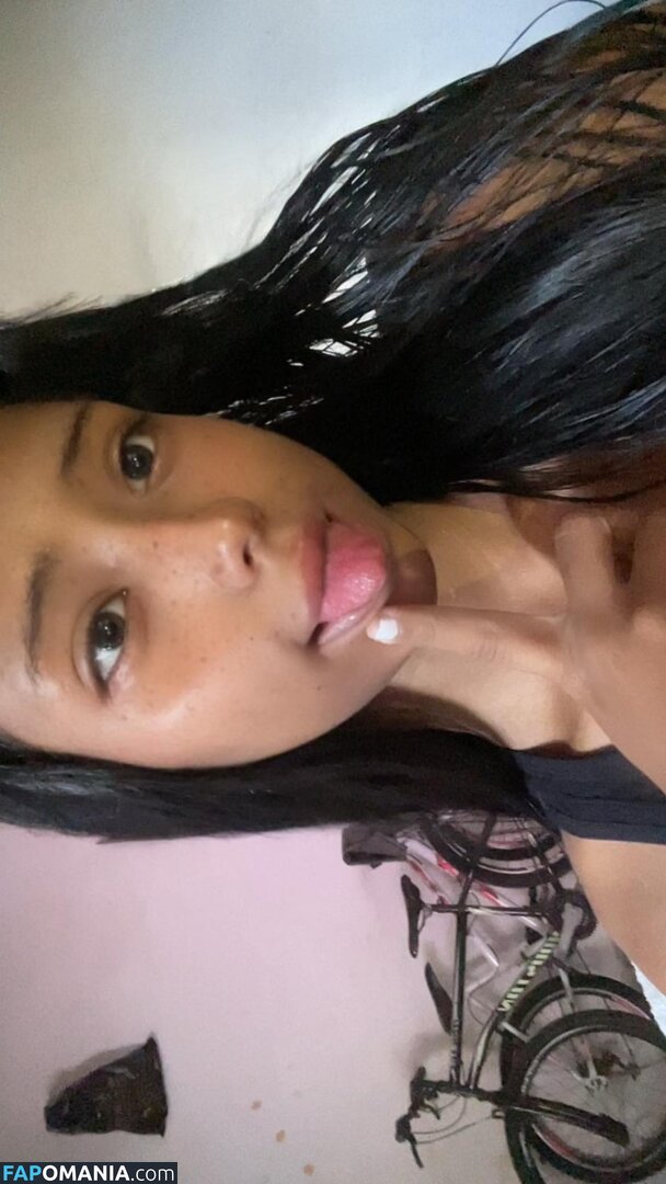mariacoelhinhosfofo / mimiesquisitinha Çıplak OnlyFans  Sızdırılmış Fotoğraf #1