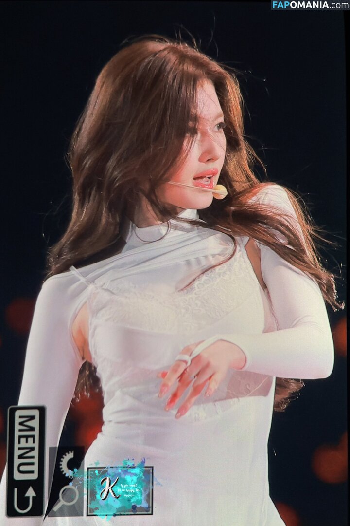 Minatozaki Sana / TWICE / m.by__sana Çıplak OnlyFans  Sızdırılmış Fotoğraf #20