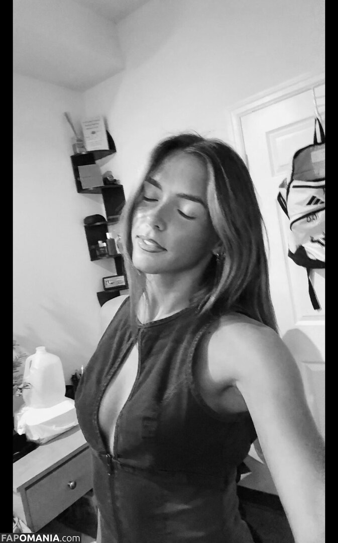 Mintz Twins / madisonmintzz Çıplak OnlyFans  Sızdırılmış Fotoğraf #1