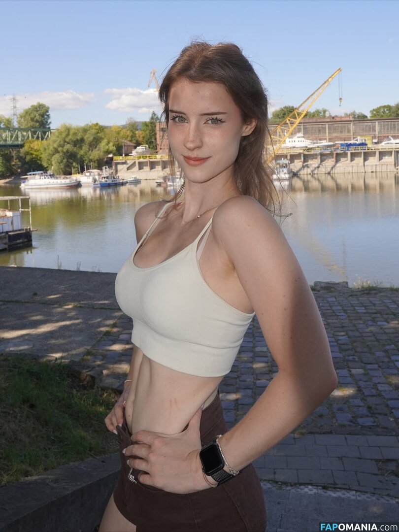 Mira.004 / model_mira Çıplak OnlyFans  Sızdırılmış Fotoğraf #1457