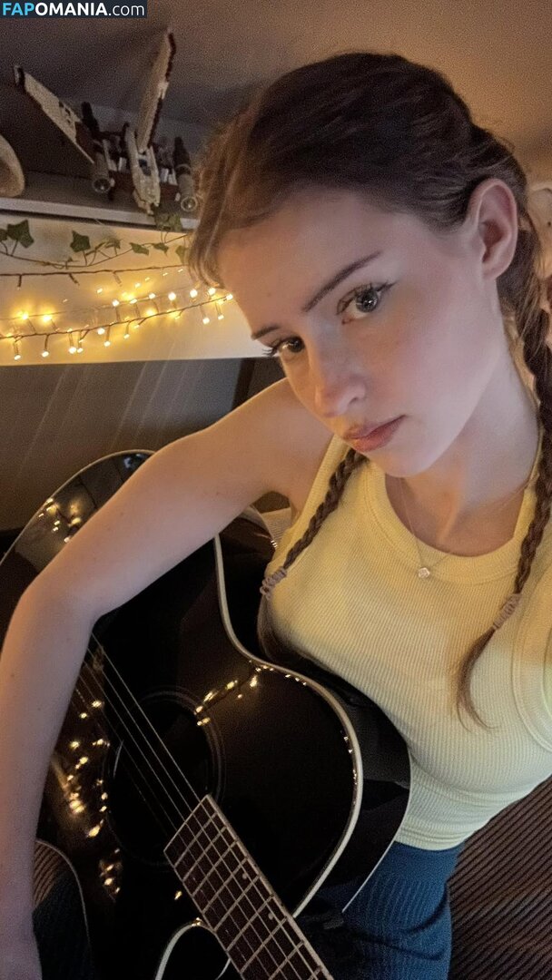 Mira.004 / model_mira Çıplak OnlyFans  Sızdırılmış Fotoğraf #1487