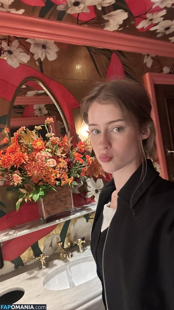 Mira.004 / model_mira Çıplak OnlyFans  Sızdırılmış Fotoğraf #1502