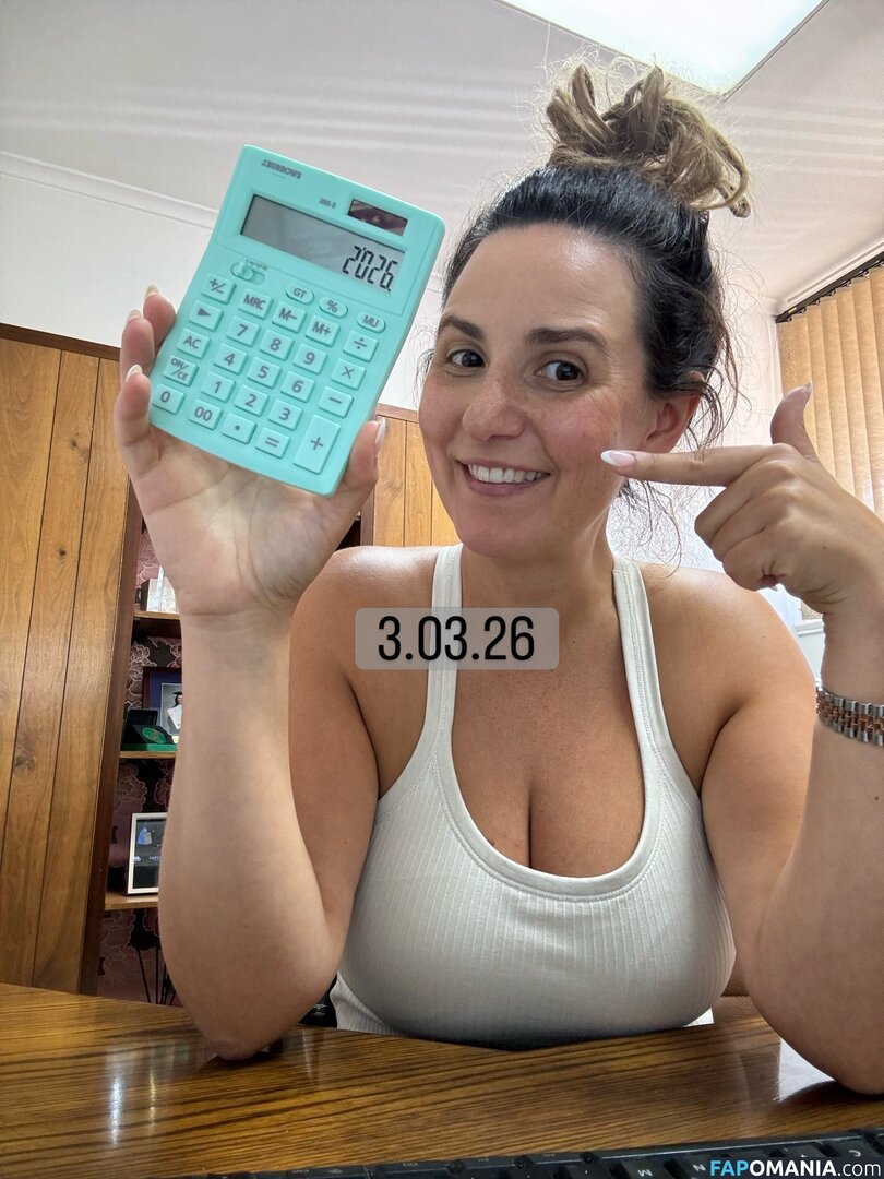 MILF Online Accountant / Miriam Holme / miriamholme Çıplak OnlyFans  Sızdırılmış Fotoğraf #18