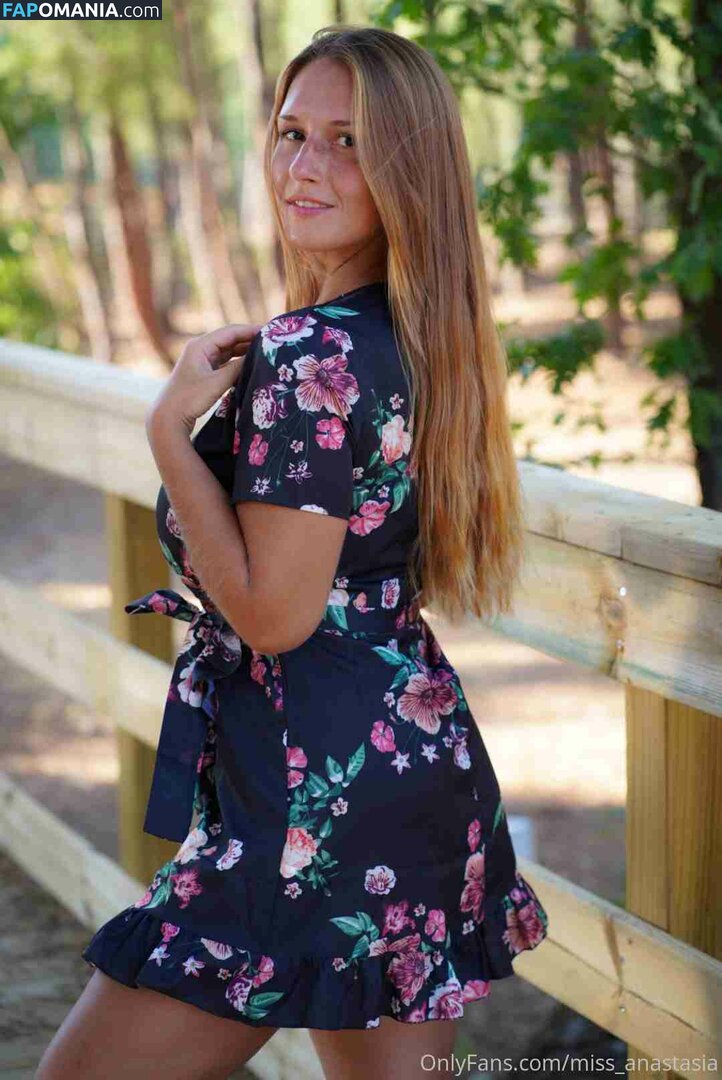 Miss Anastasia / miss_anastasia Çıplak OnlyFans  Sızdırılmış Fotoğraf #24