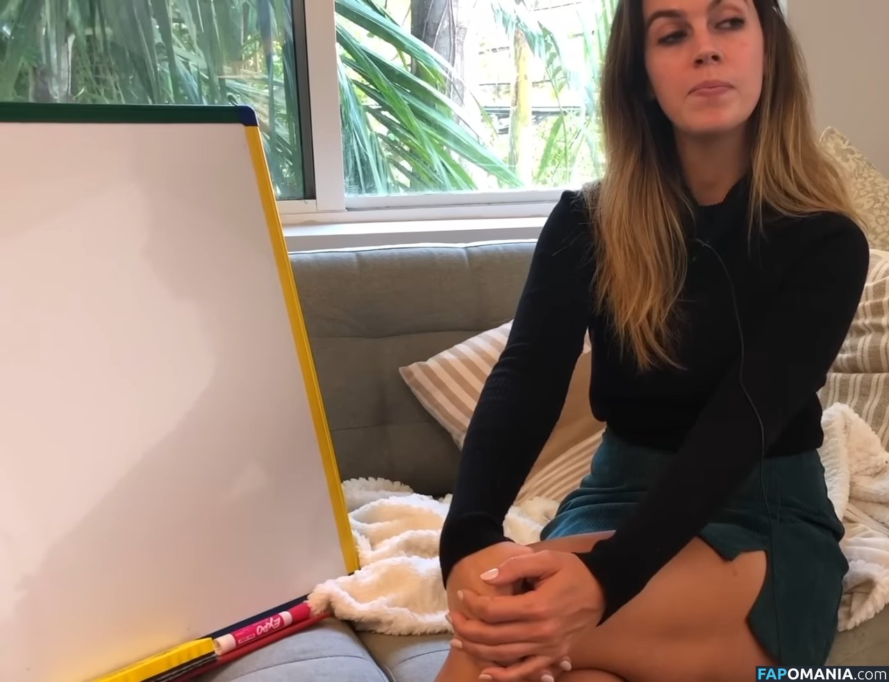 Miss Bell ASMR / missbellasmr Çıplak OnlyFans  Sızdırılmış Fotoğraf #2