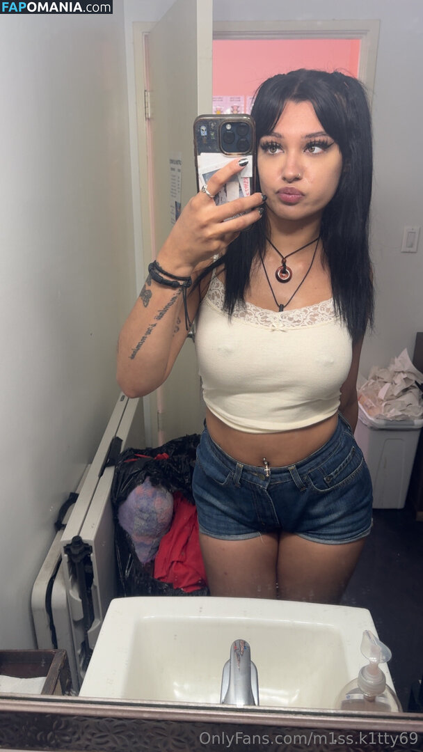 k8hlerr / m1ss.k1tty69 / miss.k1tty333 Çıplak OnlyFans  Sızdırılmış Fotoğraf #8