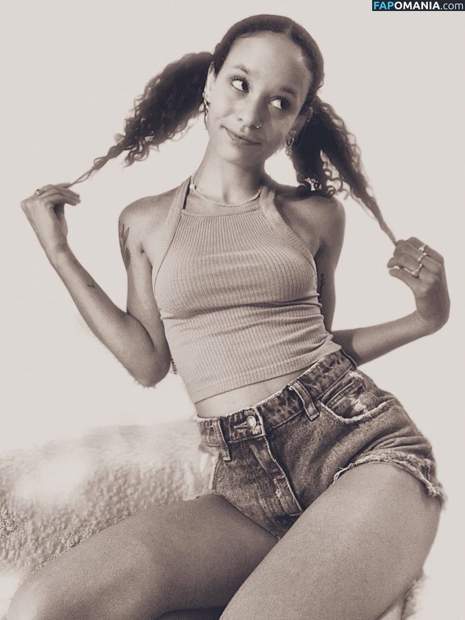 Mayliene / MissFairy Çıplak OnlyFans  Sızdırılmış Fotoğraf #4