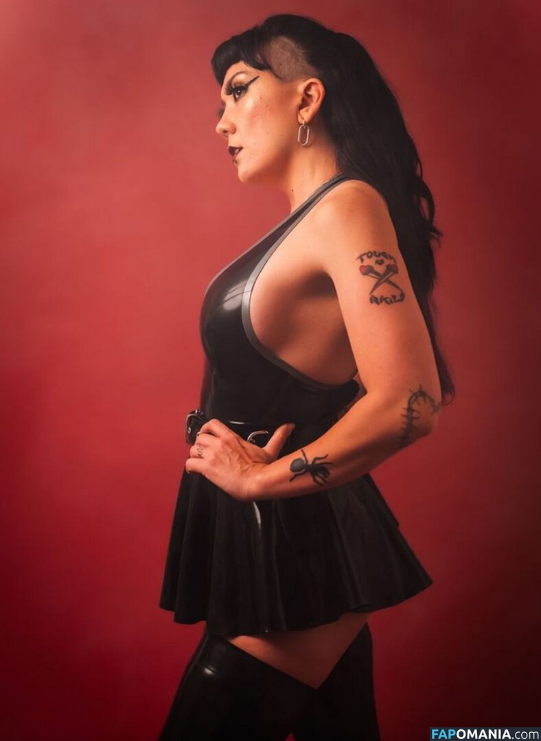 Mistress Poison / MistressPoison2 / MistressPoisonx / https: / iammistresspoison Çıplak OnlyFans  Sızdırılmış Fotoğraf #3