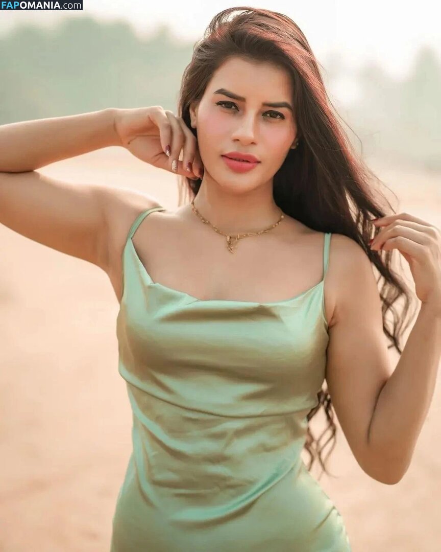 Mokshita Raghav Çıplak OnlyFans  Sızdırılmış Fotoğraf #5