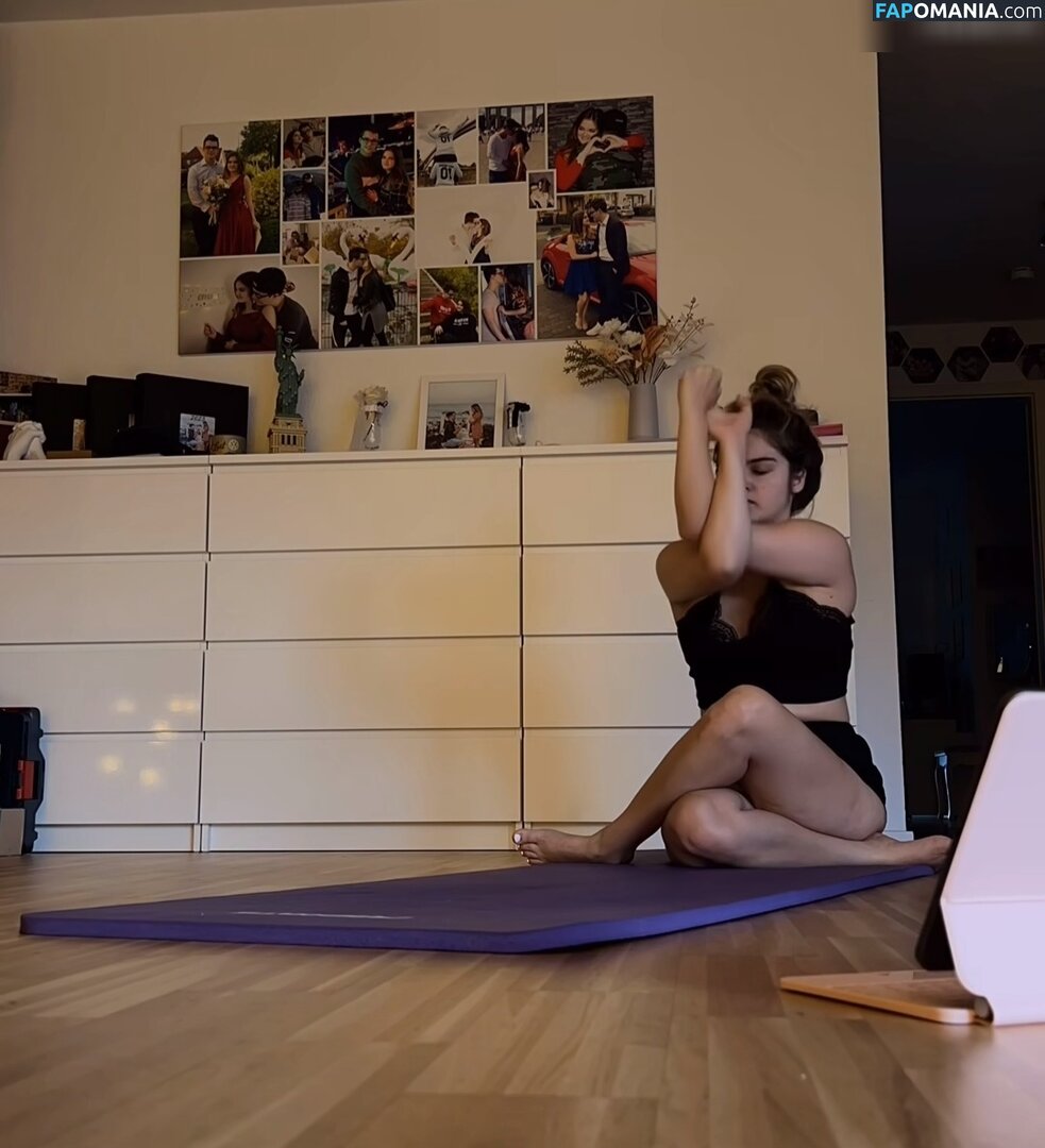 Mondwika Çıplak OnlyFans  Sızdırılmış Fotoğraf #3