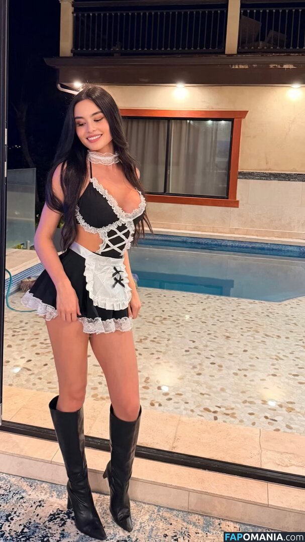 Moni Charlton / monicharlton Çıplak OnlyFans  Sızdırılmış Fotoğraf #4