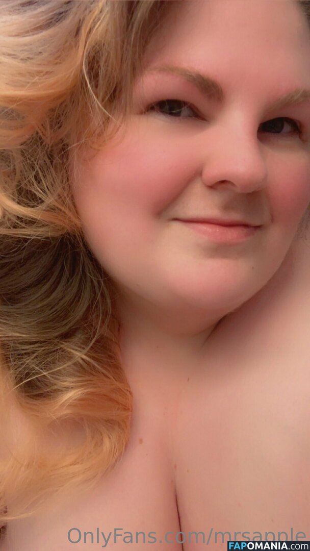 mrsapple / therealmrsapple Çıplak OnlyFans  Sızdırılmış Fotoğraf #1