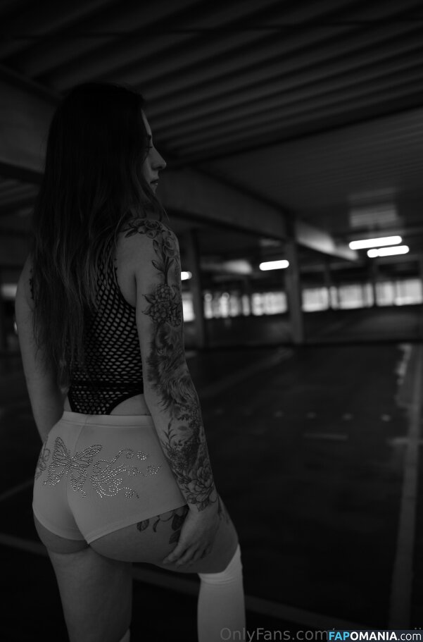 Mommy_Jv / https: / miss_queenii_x3 / mrsqueenii Çıplak OnlyFans  Sızdırılmış Fotoğraf #4