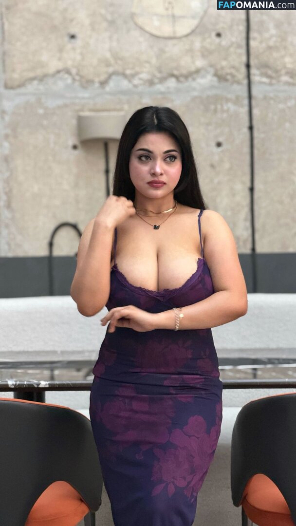 mumtahinaaa_ Çıplak OnlyFans  Sızdırılmış Fotoğraf #1