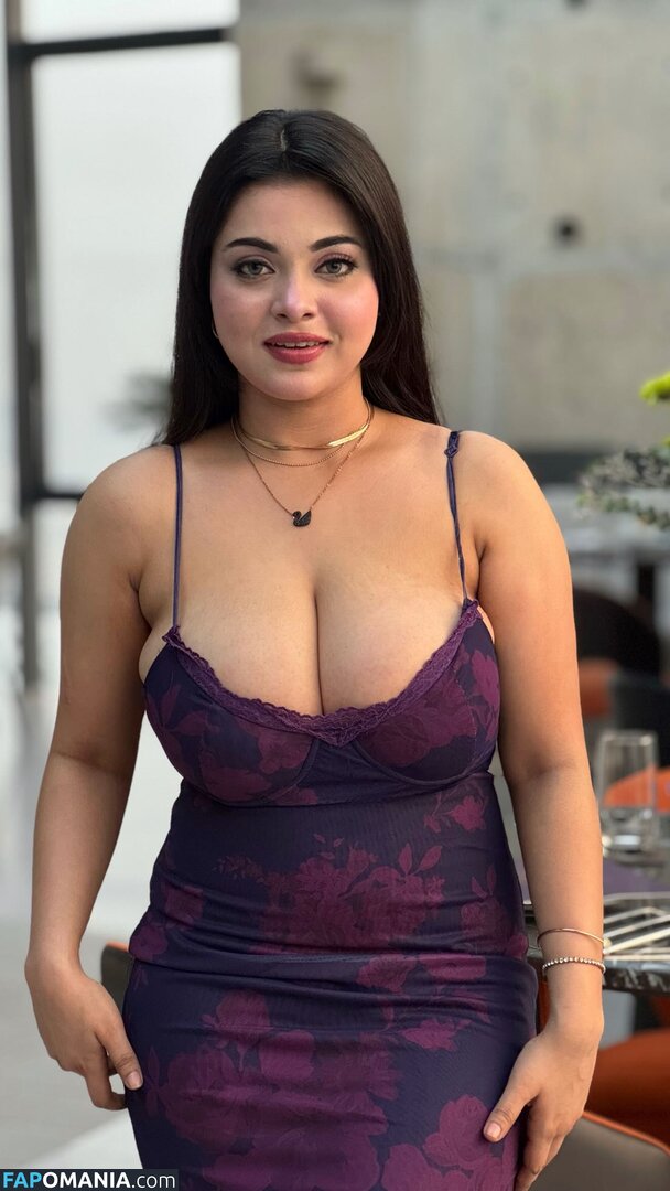 mumtahinaaa_ Çıplak OnlyFans  Sızdırılmış Fotoğraf #5