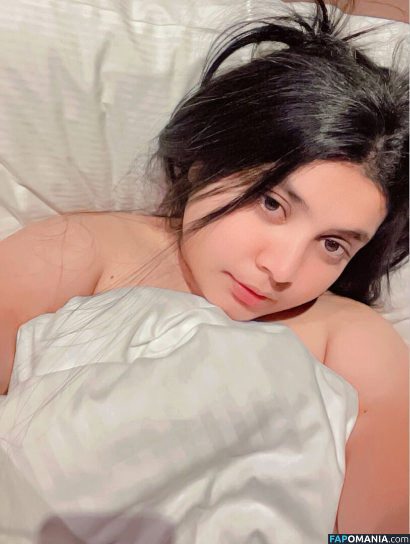 Muqadas Usman / muqadas_usman1 Çıplak OnlyFans  Sızdırılmış Fotoğraf #2