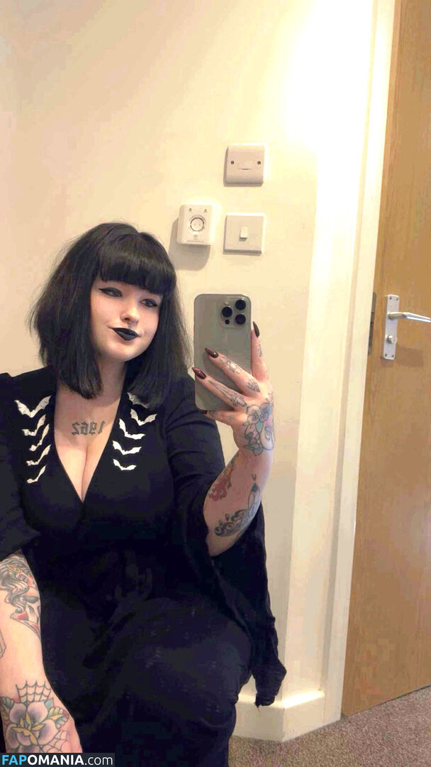 museofthedamned Çıplak OnlyFans  Sızdırılmış Fotoğraf #3