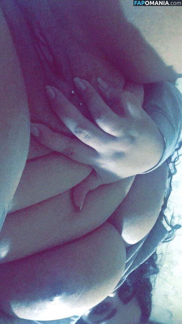 Lola Erotica / Muvagawd / Thundahgawdess / moneyangelmo / muvagawdd Çıplak OnlyFans  Sızdırılmış Fotoğraf #1