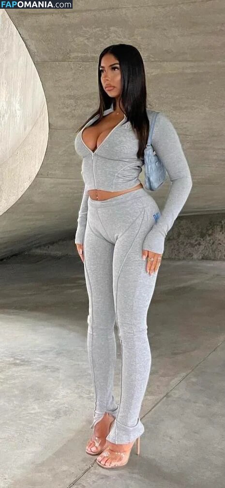 Mya Mills / https: / myamills / myamills9 Çıplak OnlyFans  Sızdırılmış Fotoğraf #8