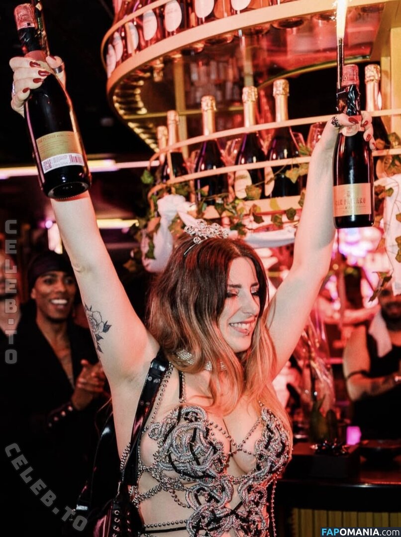 Myriel Monastic / myriel_monastic Çıplak OnlyFans  Sızdırılmış Fotoğraf #2