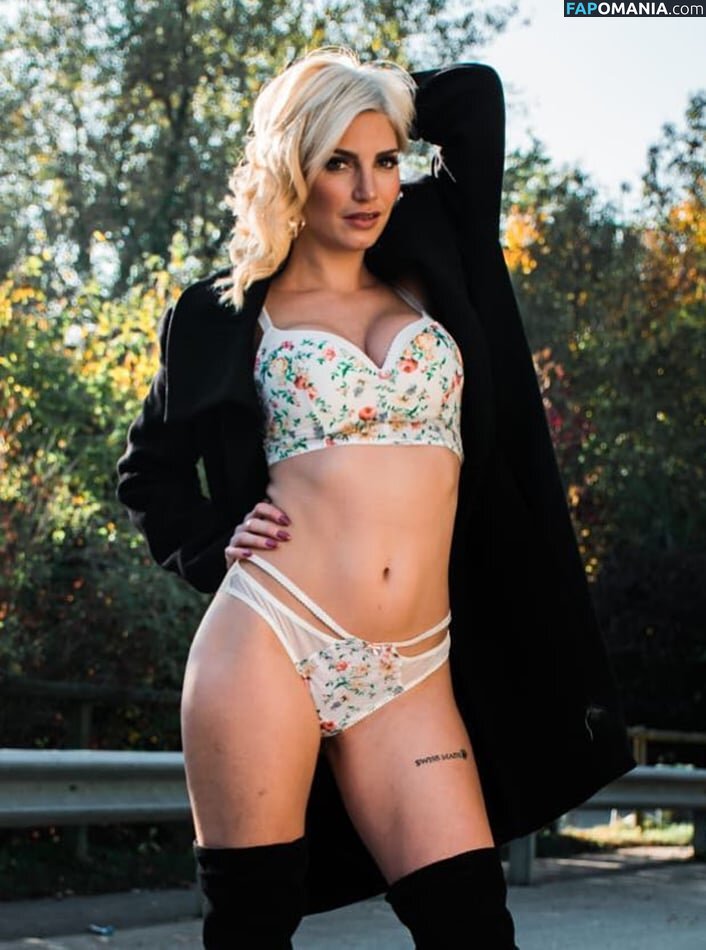 Nadège Lacroix Çıplak OnlyFans  Sızdırılmış Fotoğraf #9