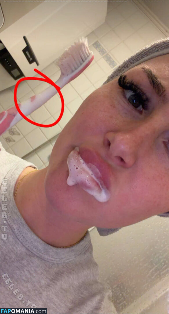 Nadia Offenbach / Nadia.offenbach Çıplak OnlyFans  Sızdırılmış Fotoğraf #5