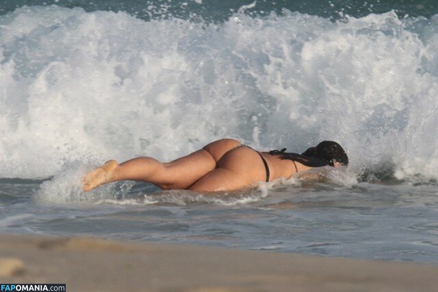 Nana Gouvêa Çıplak OnlyFans  Sızdırılmış Fotoğraf #103