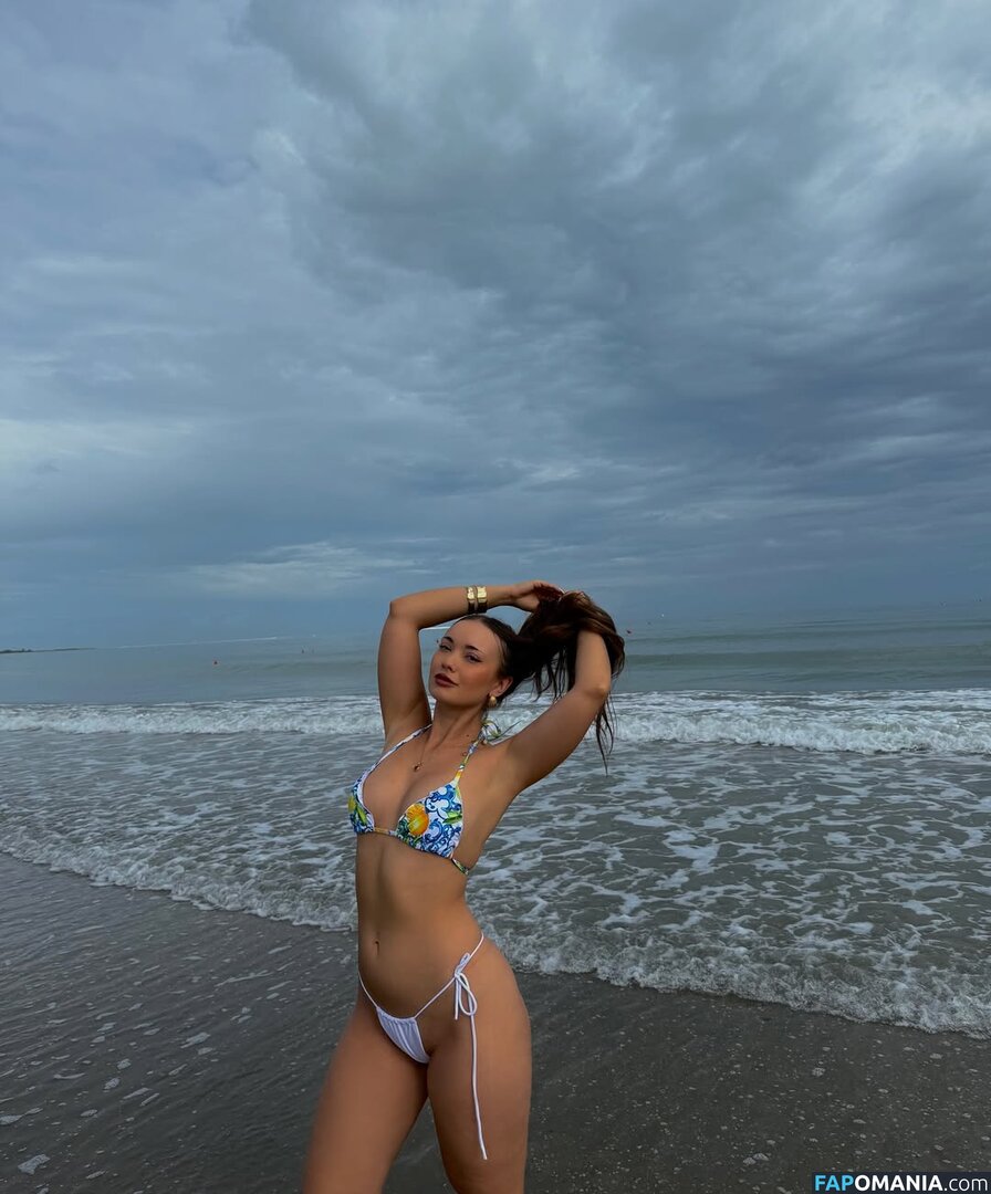 lunaabaabe / naomy_jakab Çıplak OnlyFans  Sızdırılmış Fotoğraf #3