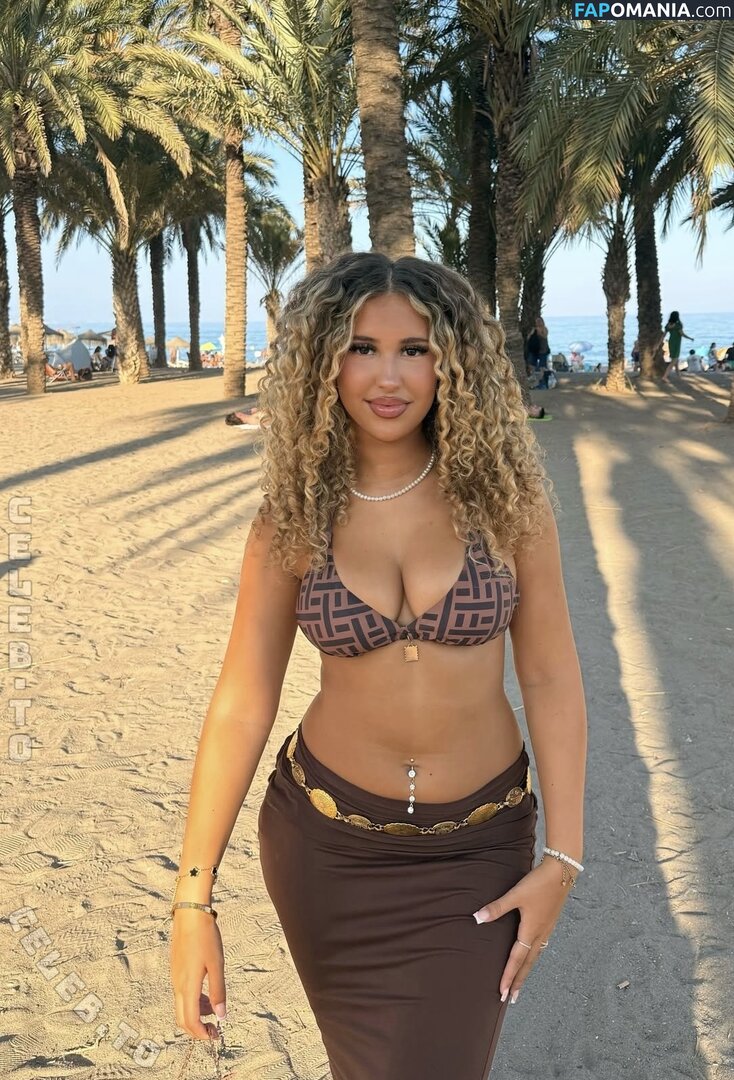 nevine.ths Çıplak OnlyFans  Sızdırılmış Fotoğraf #1