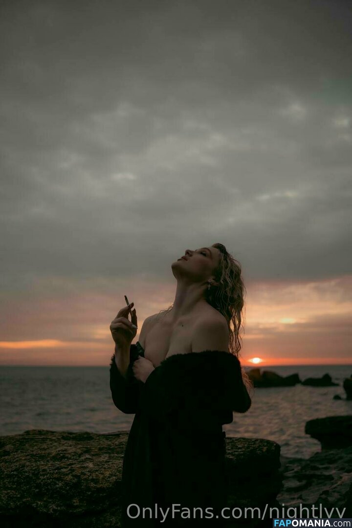 elara_moonq / nightly / nightlyy Çıplak OnlyFans  Sızdırılmış Fotoğraf #479