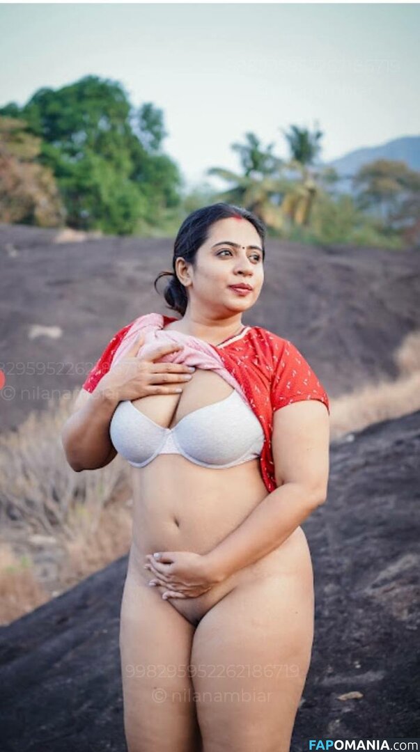 Nila Nambiar / Smera1695 / nilanambiar Çıplak OnlyFans  Sızdırılmış Fotoğraf #42