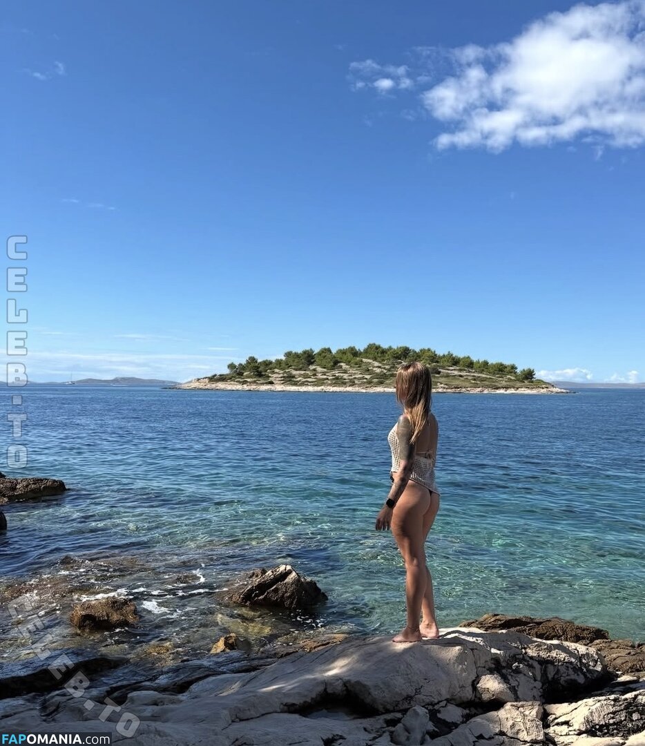 Ninavanmay Çıplak OnlyFans  Sızdırılmış Fotoğraf #1