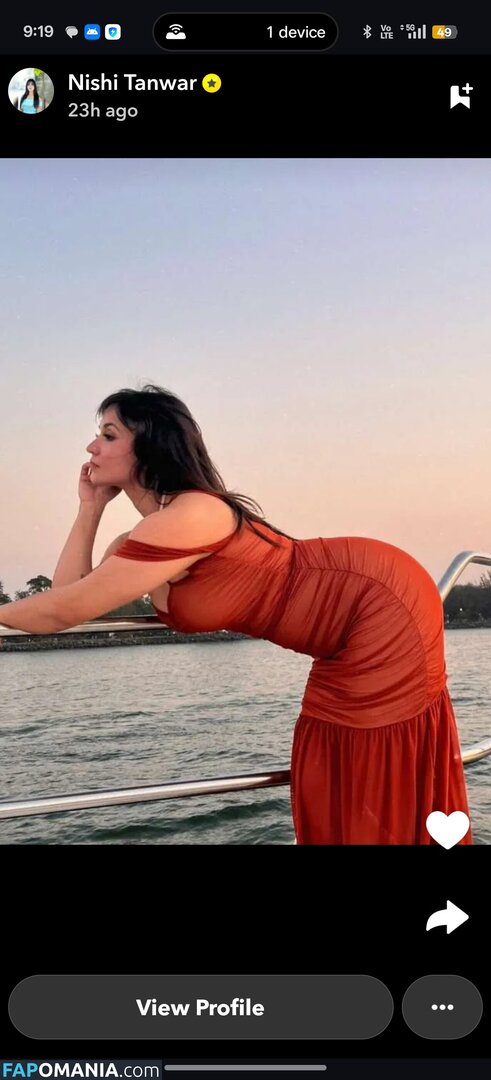 Nishi Tanwar / nishi_tanwar__ Çıplak OnlyFans  Sızdırılmış Fotoğraf #2
