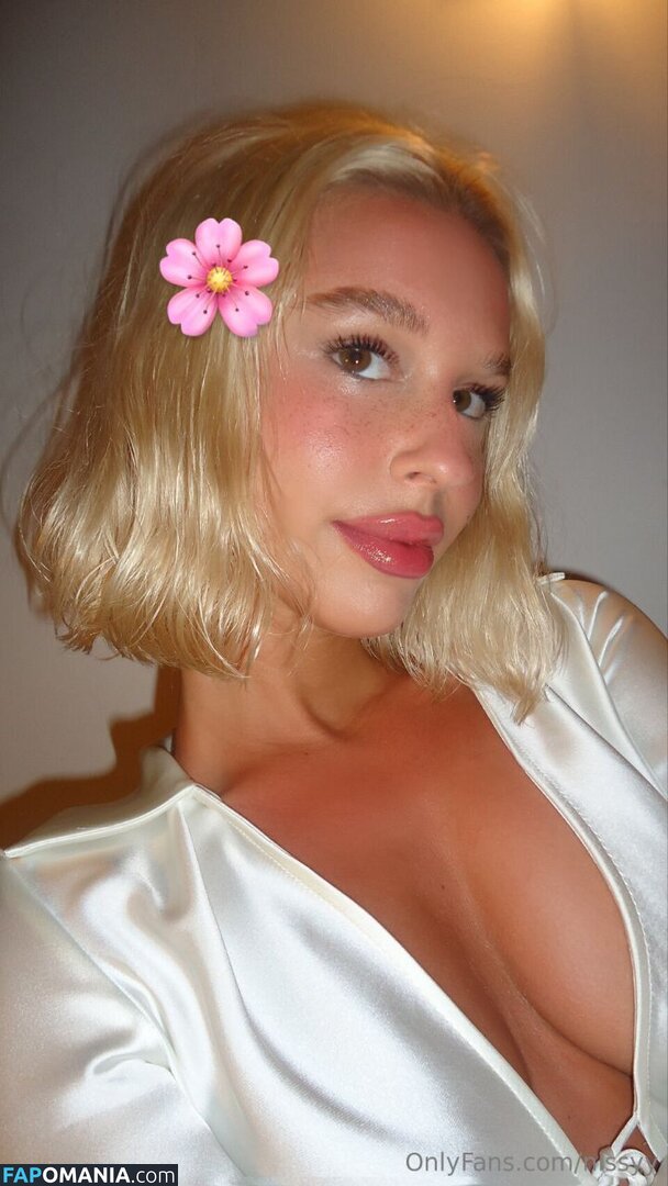 arisnsnn / hhiddengem / nissyy / thewhiskeymol Çıplak OnlyFans  Sızdırılmış Fotoğraf #4