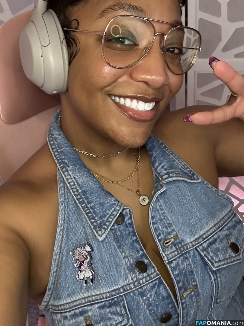 Nomfwanime Çıplak OnlyFans  Sızdırılmış Fotoğraf #2