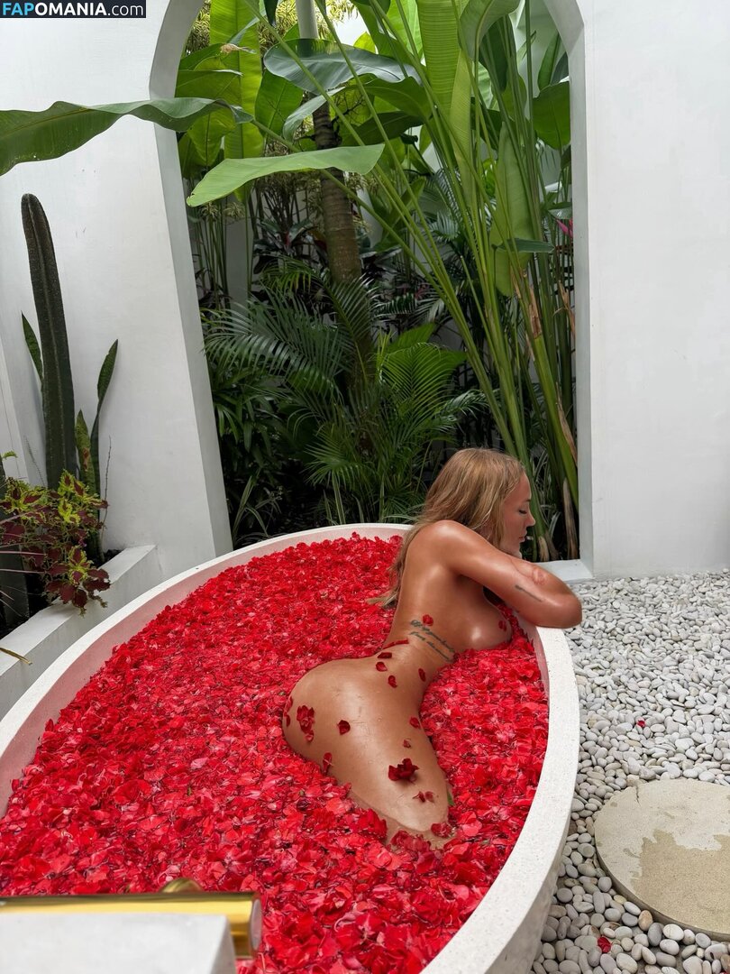 Norwegian Girls / luksuslyx / lyxluna / rebeccaleikvoll Çıplak OnlyFans  Sızdırılmış Fotoğraf #4