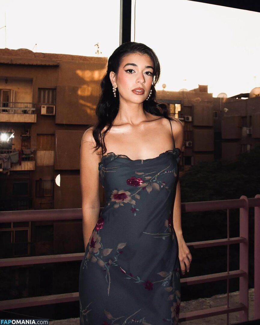 Nourine Abouseada / https: / nourineabouseada Çıplak OnlyFans  Sızdırılmış Fotoğraf #7