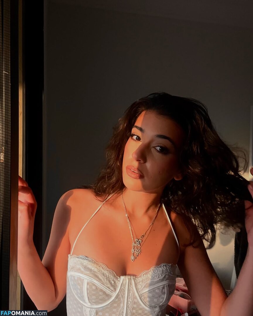 Nourine Abouseada / https: / nourineabouseada Çıplak OnlyFans  Sızdırılmış Fotoğraf #10