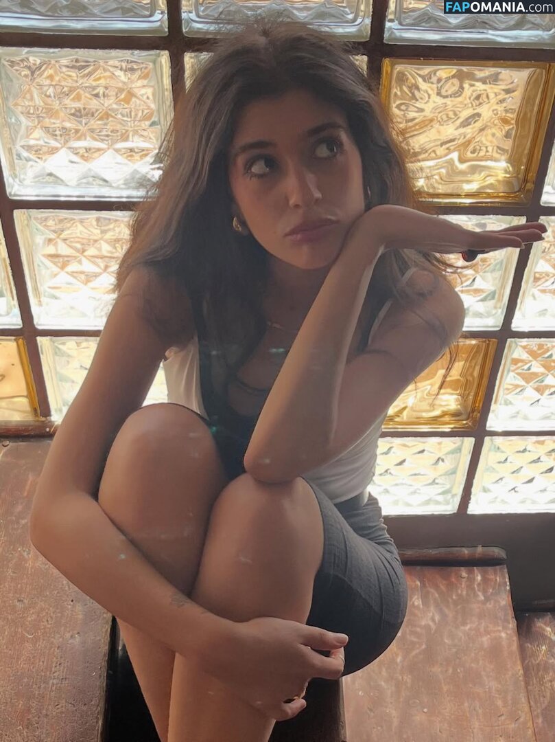Nourine Abouseada / https: / nourineabouseada Çıplak OnlyFans  Sızdırılmış Fotoğraf #17