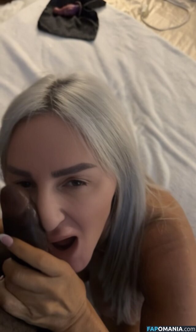 Nursejoolz / Nursejoolzxxx Çıplak OnlyFans  Sızdırılmış Fotoğraf #3