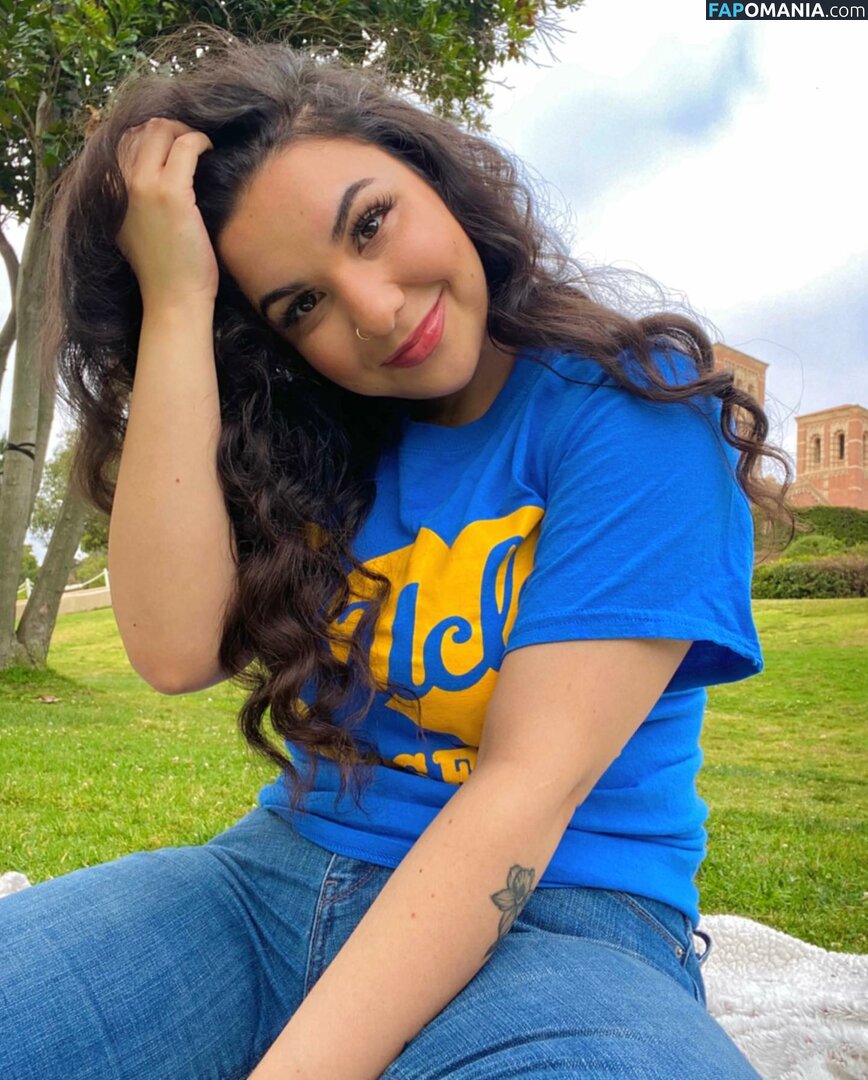 Ariana / Obviously_Queen / arianaxo Çıplak OnlyFans  Sızdırılmış Fotoğraf #3