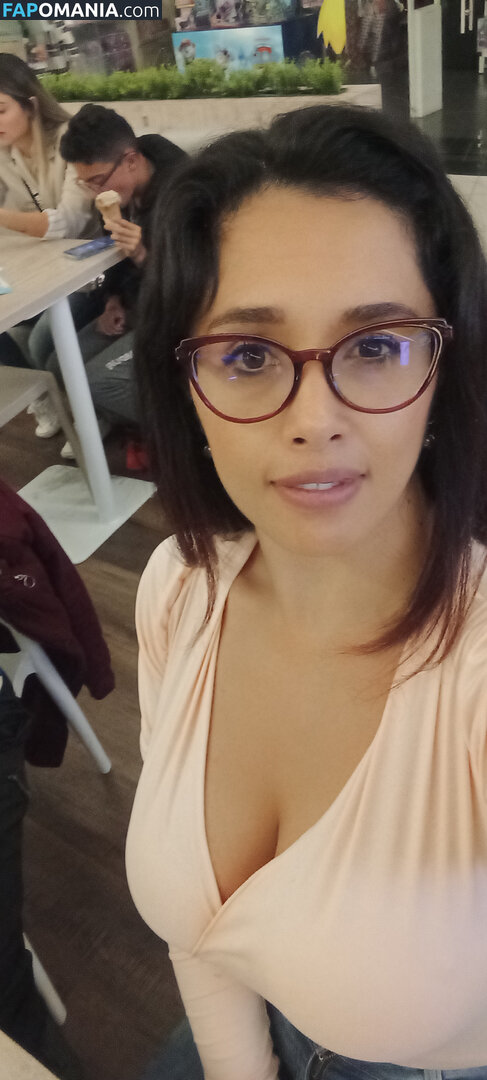 Officefacil / Vivi Becerra / vivi.v / vivi_officefacil / vivib0808 Çıplak OnlyFans  Sızdırılmış Fotoğraf #7