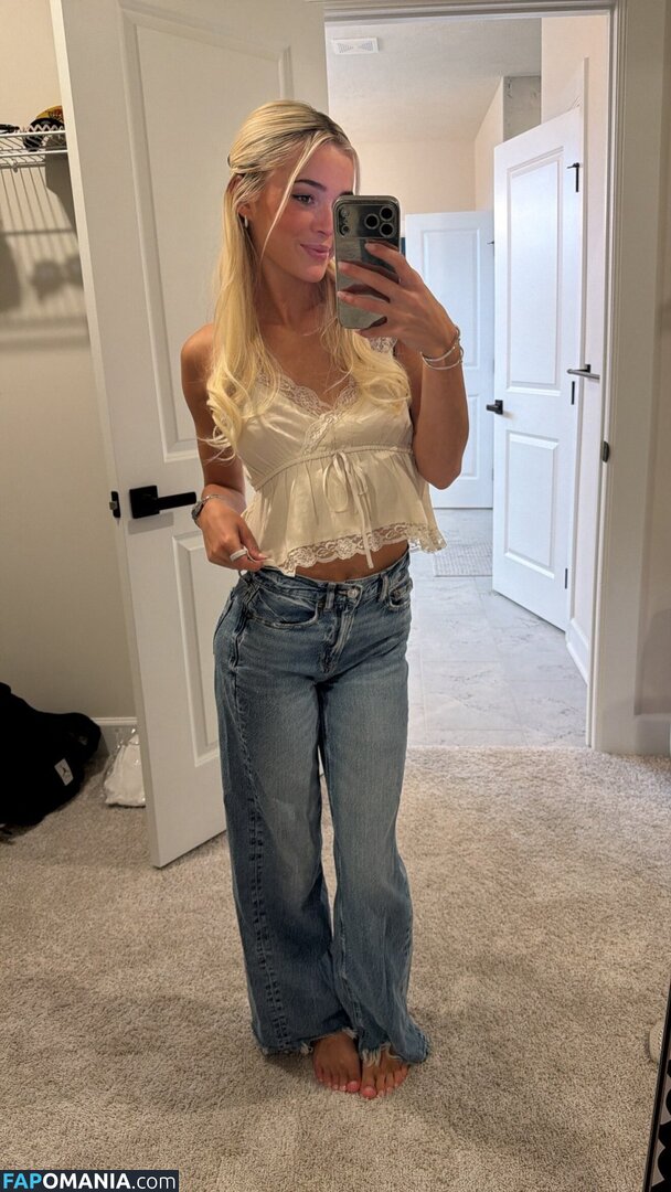 Olivia Dunne / https: / livvydunne / oliviadunne Çıplak OnlyFans  Sızdırılmış Fotoğraf #12