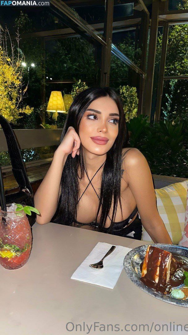 alyarana.a / https: / onlinerana Çıplak OnlyFans  Sızdırılmış Fotoğraf #1