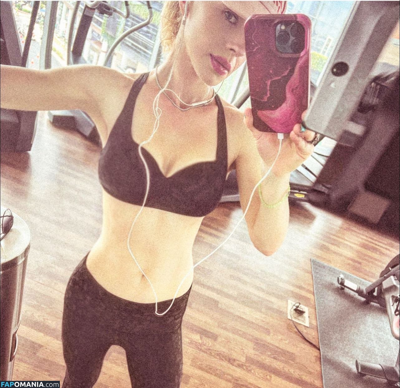 Orianthi / iamorianthi Çıplak OnlyFans  Sızdırılmış Fotoğraf #8