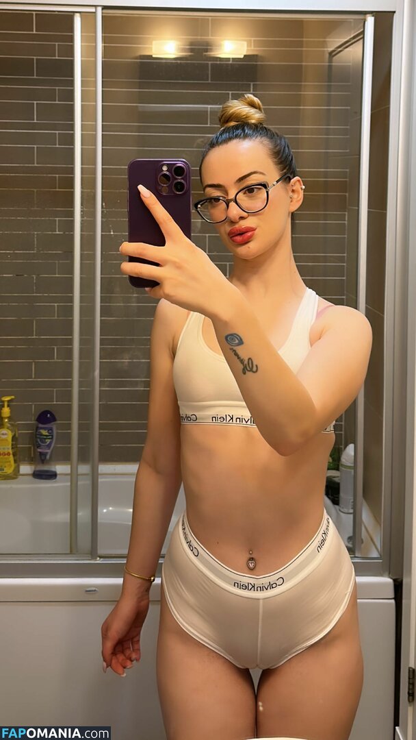 Oznur Guven / oz_nurunuz / oznurunuz / oznurunuzz Çıplak OnlyFans  Sızdırılmış Fotoğraf #15