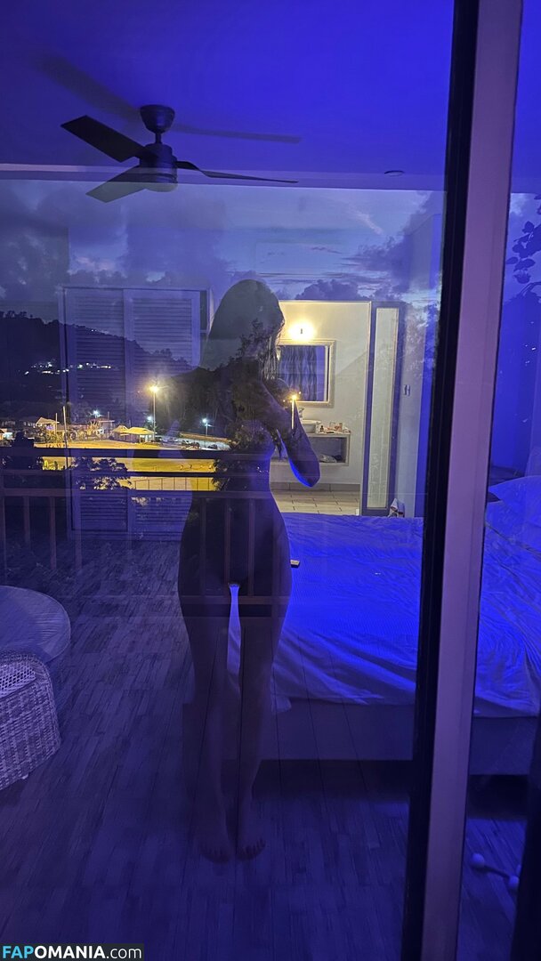 AnnaDellart / Pachka.ani / annushk.art Çıplak OnlyFans  Sızdırılmış Fotoğraf #4