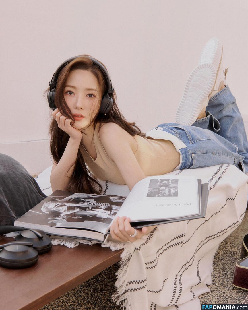 Park Min Young Çıplak OnlyFans  Sızdırılmış Fotoğraf #6