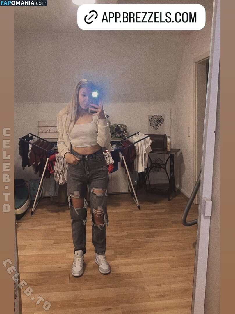 Pauline_05 / pauline__0555 Çıplak OnlyFans  Sızdırılmış Fotoğraf #1