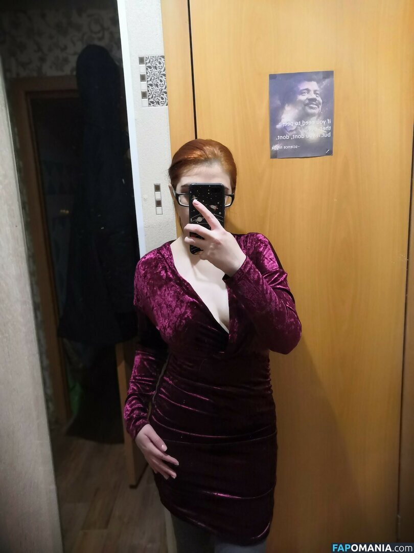 Pelmeshek_Syma / redfury_fox Çıplak OnlyFans  Sızdırılmış Fotoğraf #1